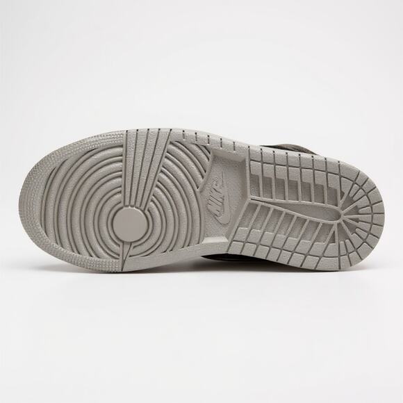 Nike Air Jordan 1 Retro High OG Satin Shadow Women’s 7.5 fits Youth 6Y NIB - Picture 9 of 13